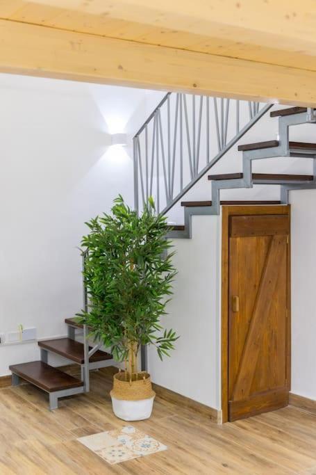 فيلا Centro Storico Sciacca - Casa Di Pisa Cortile Termine المظهر الخارجي الصورة
